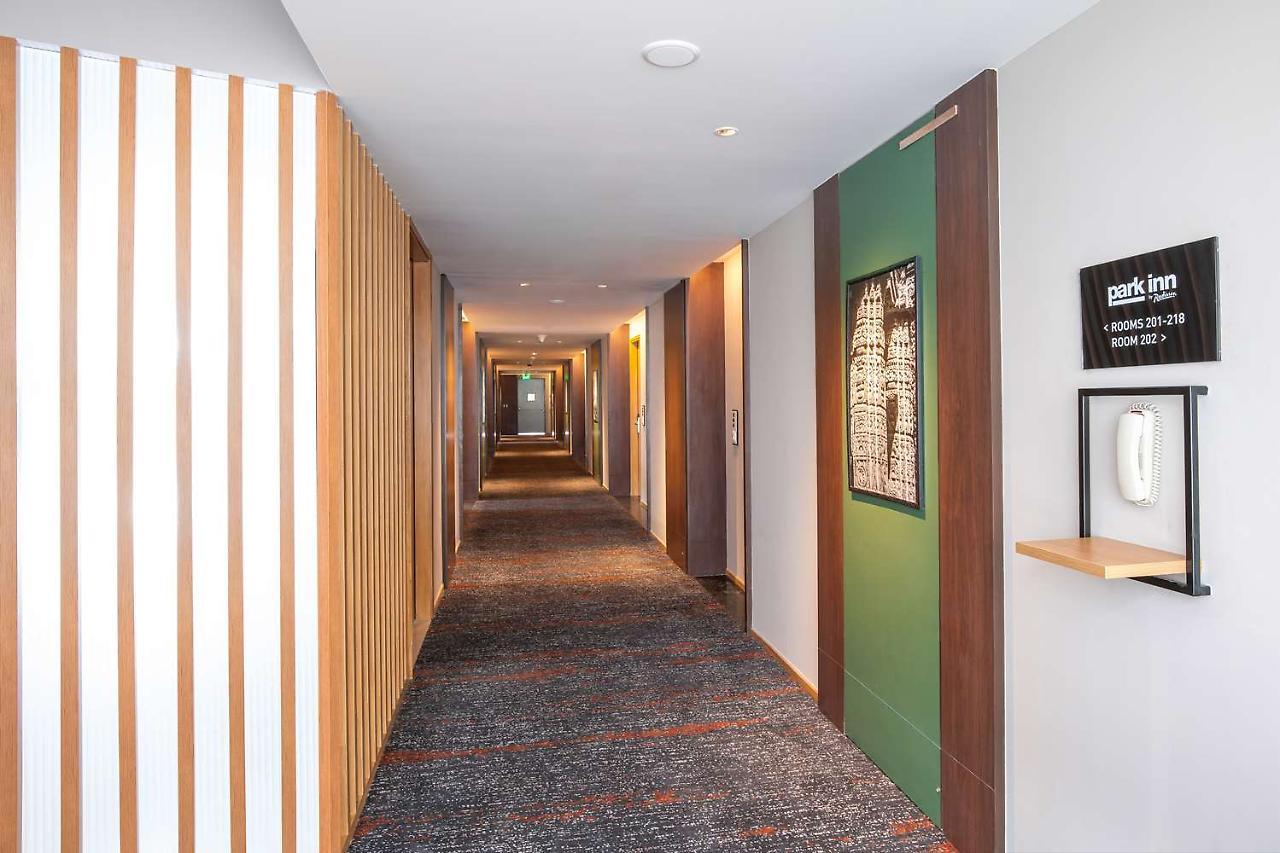 Park Inn By Radisson Gwalior Exteriör bild
