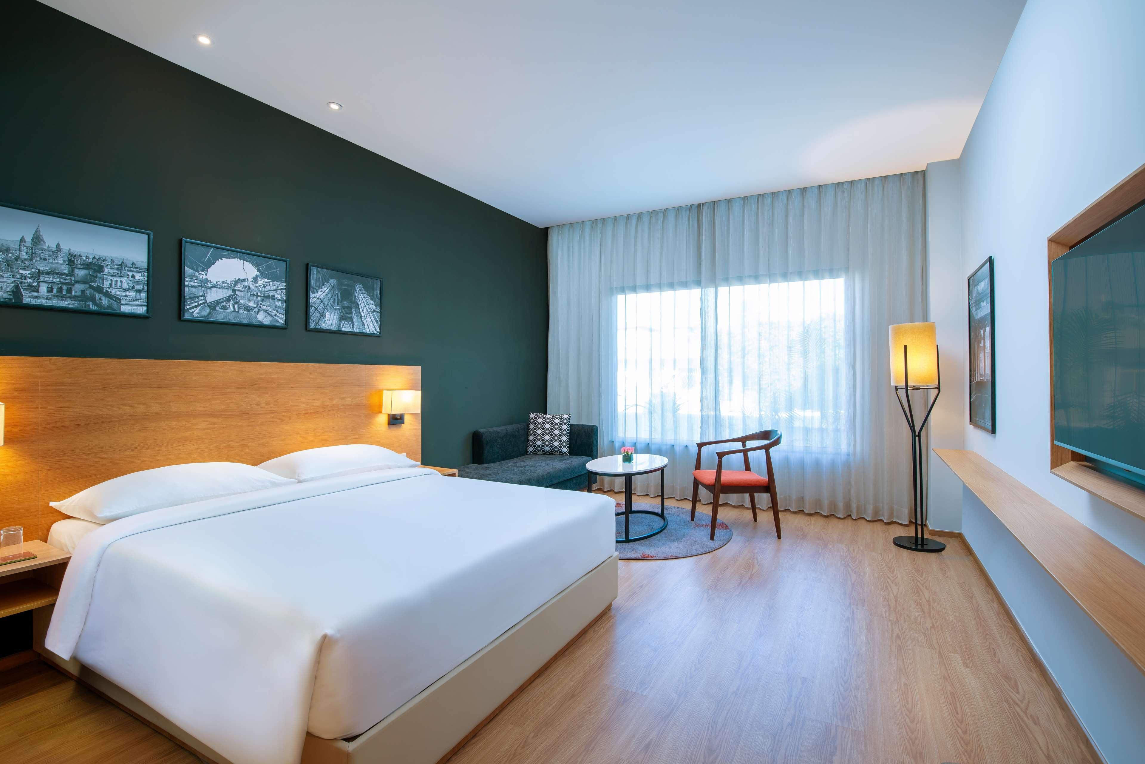 Park Inn By Radisson Gwalior Exteriör bild